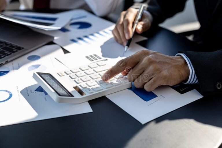 Cómo Calcular Cuánto Me Corresponde De Liquidación Laboral 2 calculo financiero con calculadora y documentos laborales