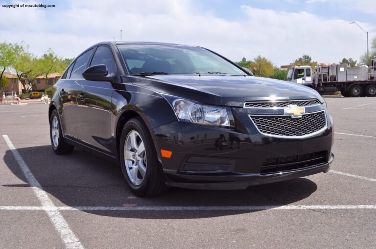 Por qué Elegir Un Chevrolet Cruze LT Negro Para Tu Próximo Auto 7 Por qué Elegir Un Chevrolet Cruze LT Negro Para Tu Próximo Auto