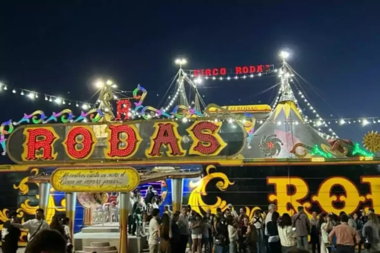 entrada circo argentina emocion publico colorido