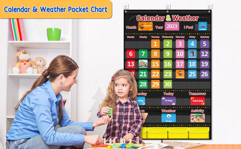 ninos aprendiendo con calendario colorido escolar