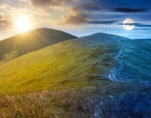 paisaje veraniego con calendario y sol brillante