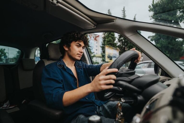Dónde puedo trabajar si tengo un vehículo para usar 7 persona conduciendo vehiculo en ambiente urbano