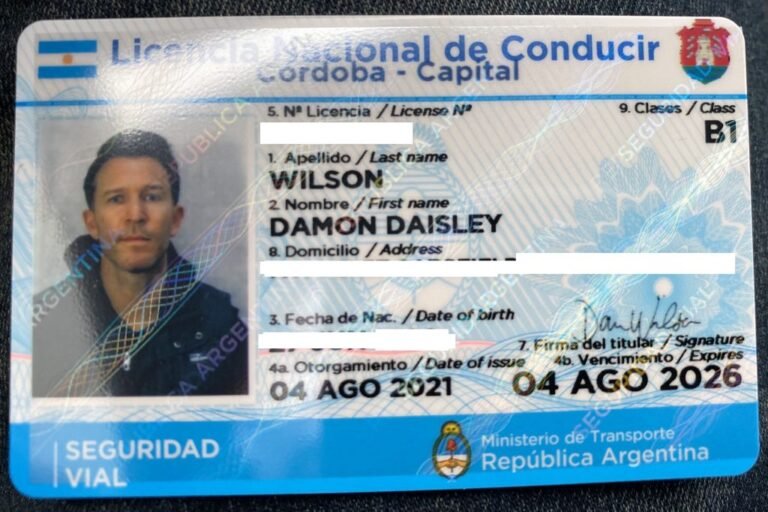 Qué pasa si te encuentran conduciendo con licencia vencida en Argentina